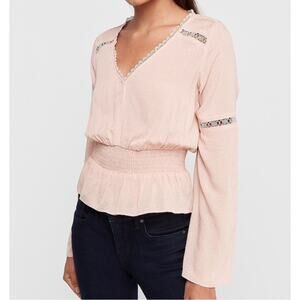 EXPRESS NWT Pink Lace V Neck Peplum Blouse // L